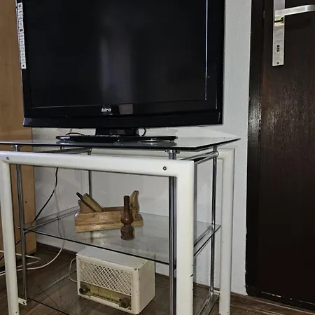 Two-bedroom House With Garden Saraievo