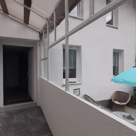 Two-bedroom House With Garden Casa de Férias Saraievo