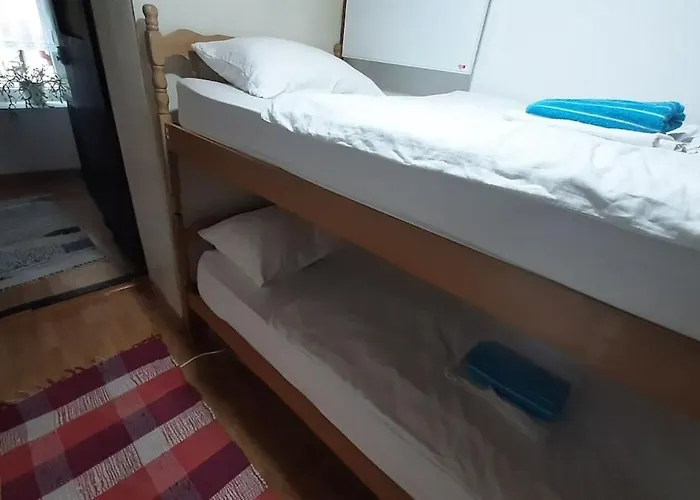 Casa de Férias Two-bedroom House With Garden