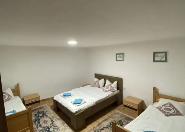 Casa de Férias Two-bedroom House With Garden