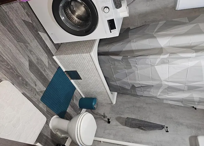 Two-bedroom House With Garden Casa de Férias