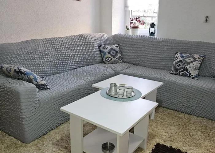 Two-bedroom House With Garden * Saraievo